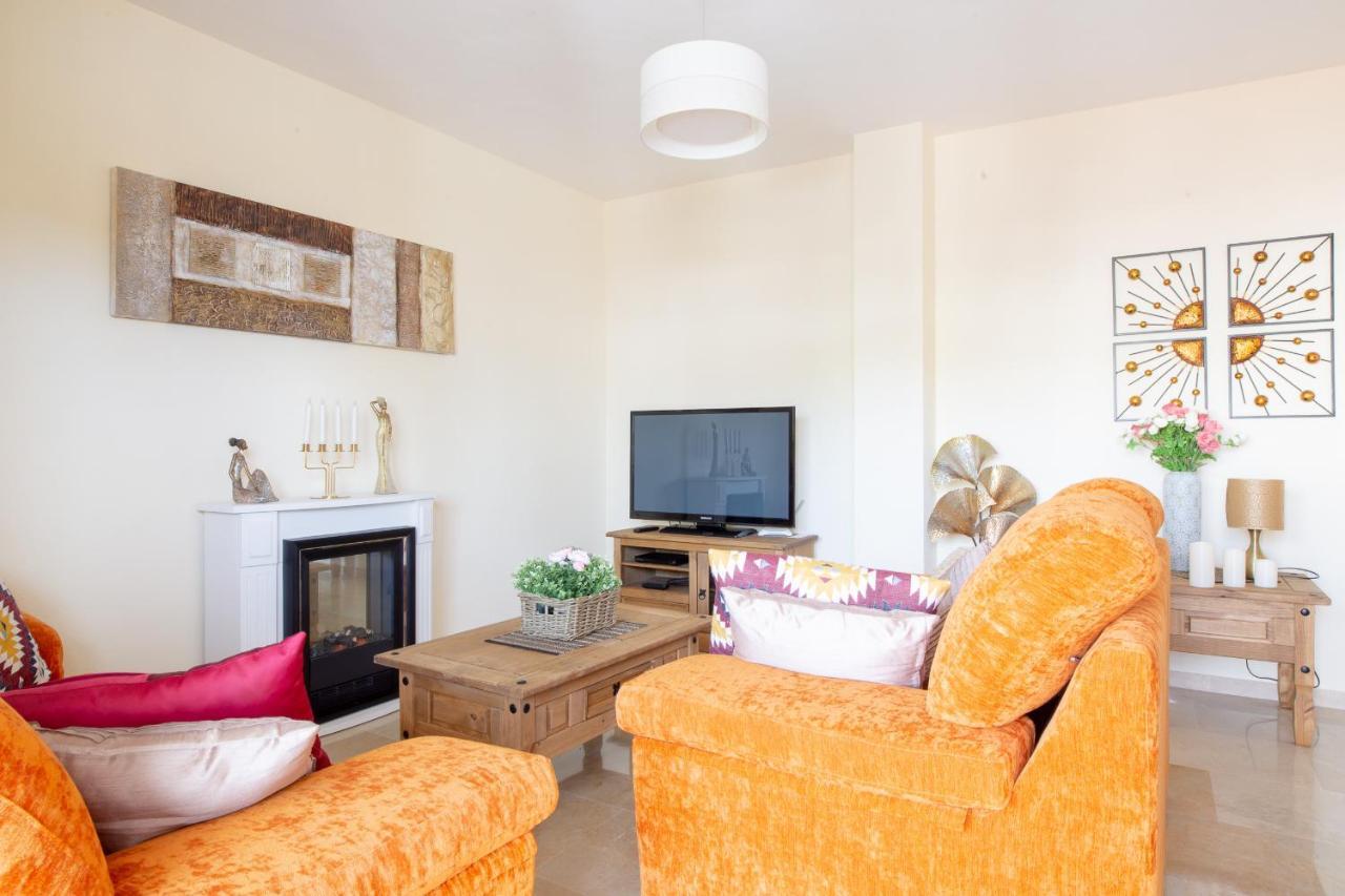 2261-Superb Apt On The Beach, On Duquesa Harbour Manilva Exterior foto